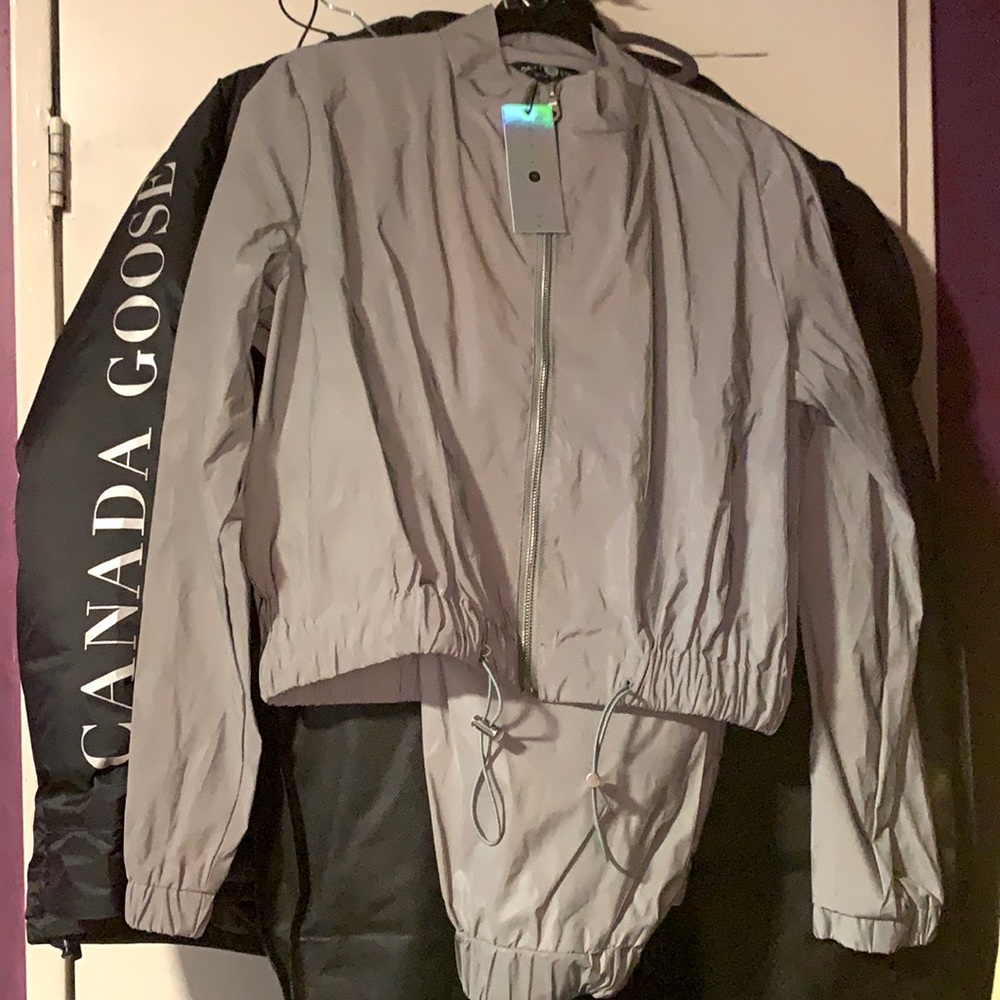 BRAND NEW WITH TAGS REFLECTIVE SET